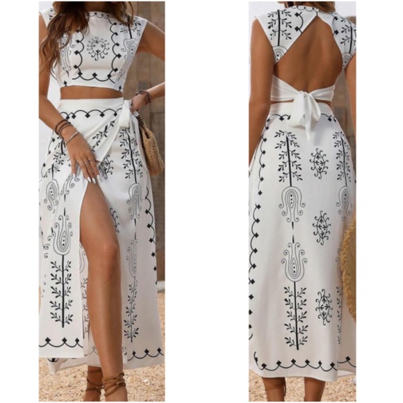 Dresses & Skirts - Boho Floral Printed Crop Top Split Thigh Maxi Skirt Set